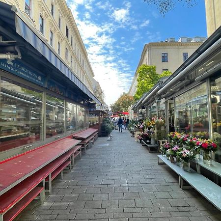 Premium Residence At Famous Vienna Kutschkermarkt Exterior photo