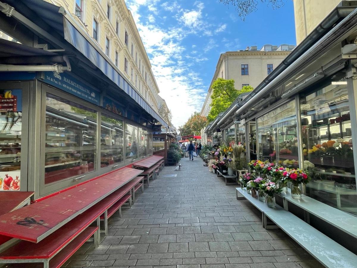 Premium Residence At Famous Vienna Kutschkermarkt Exterior photo